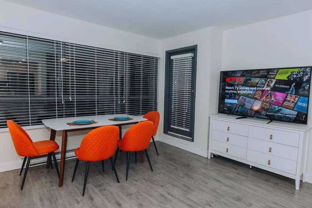 Modern Condo In The Heart Of Dt Overlooking City Vancouver 0*,  Canada